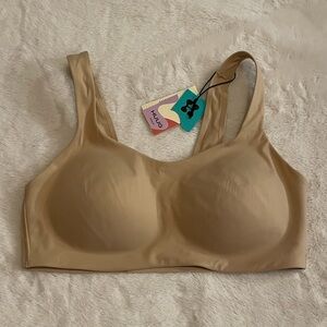 NWT HUUG Tan Seamless Bra